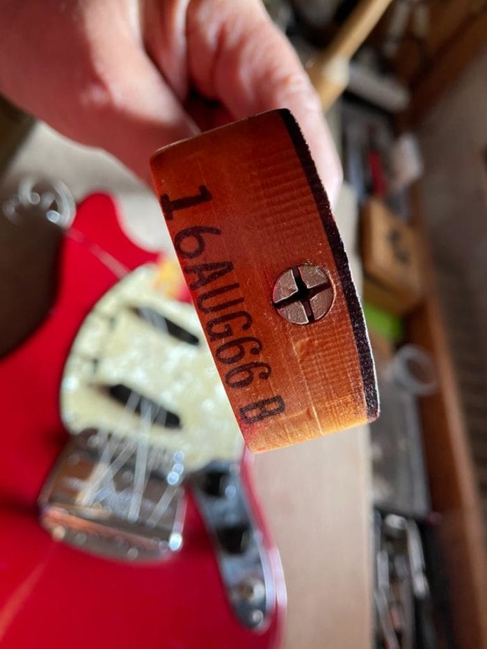 Fender Mustang 1966 in Dakota Red – Bild 15