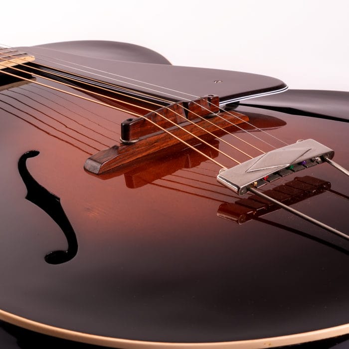 Gibson-L4_Archtop_sunburst_1939-09.jpg Gibson L 4 Bj. 1939 USA – Bild 6