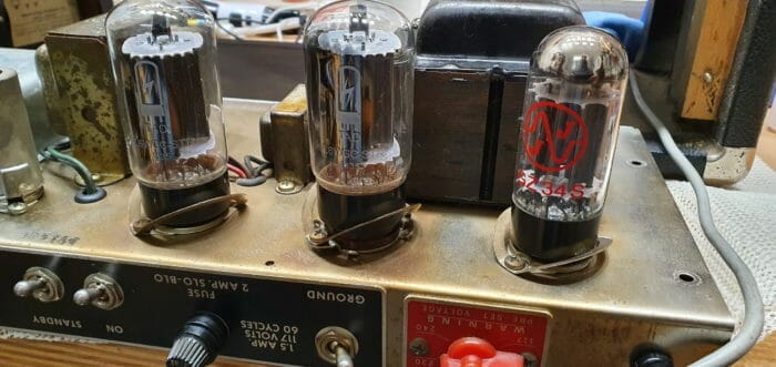 Fender Tremolux 2-Channel 35-Watt 2x10" Piggyback – Bild 13