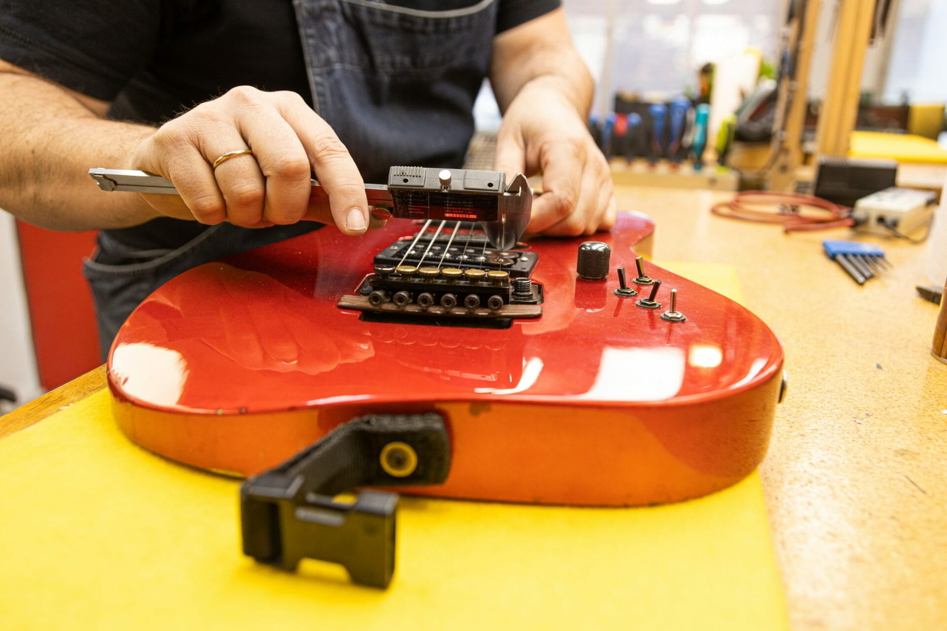Startseite Gitarren Reparatur