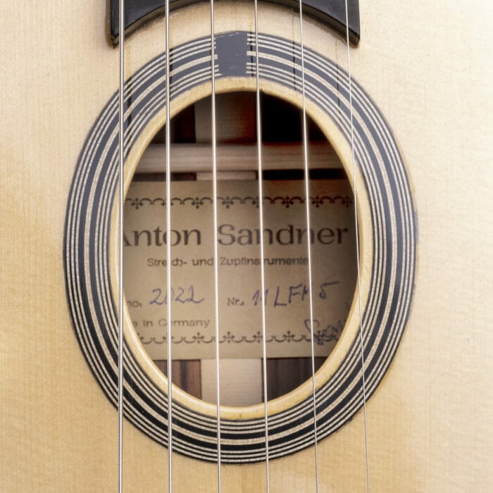 Anton Sandner Favino Fichte - petite Bouche LFM5 - 03 Anton Sandner Favino Gypsy Jazz-Gitarre mit „Petite Bouche“ 2022/ Nr.11 LFM5 – Bild 6