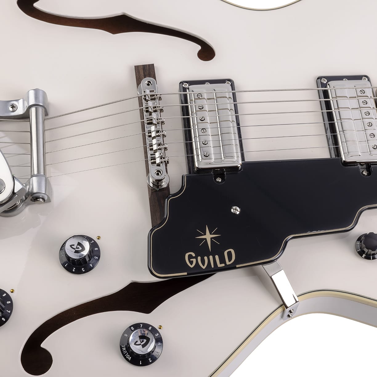 Guild Starfire V Snowcrest White - Luis Guitar Garage