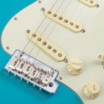 Fender American Pro II Stratocaster Miami Blue – Bild 9